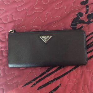 PRADA SAFFIANO LEATHER LONG ZIP AROUND WALLET BLACK